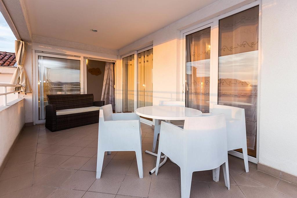 Apartments Dada Biograd Na Moru Bilik gambar