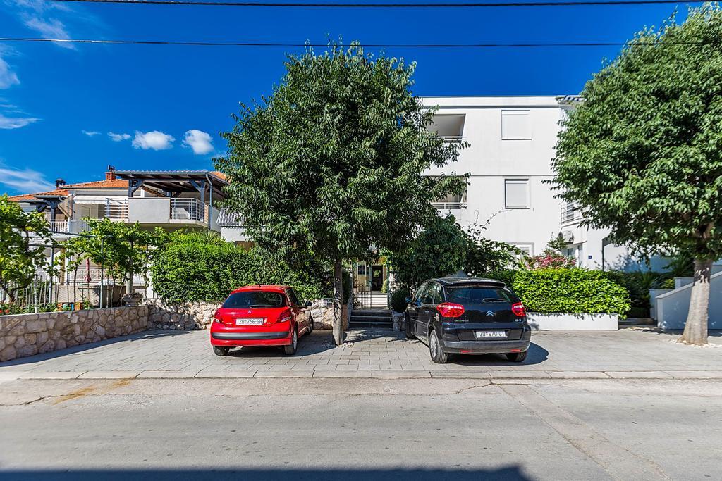 Apartments Dada Biograd Na Moru Bilik gambar